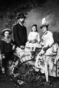 Famille G. Ancely Repro de Mr Frois photographe à Btz