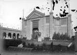 Champ de Mars, Pavillon de la ville de Paris