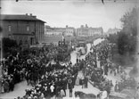 Cavalcade sur le Pont