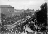 Cavalcade sur le Pont