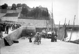 Entrée du vapeur au port de Le Palais