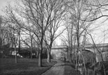 Près du Pont et du lavoir