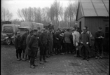 Ravitaillement à la gare. Répartition des vivres (6 avril)